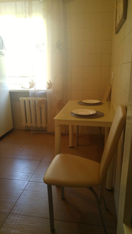 Apartment Near Dnipro Arena Exterior photo